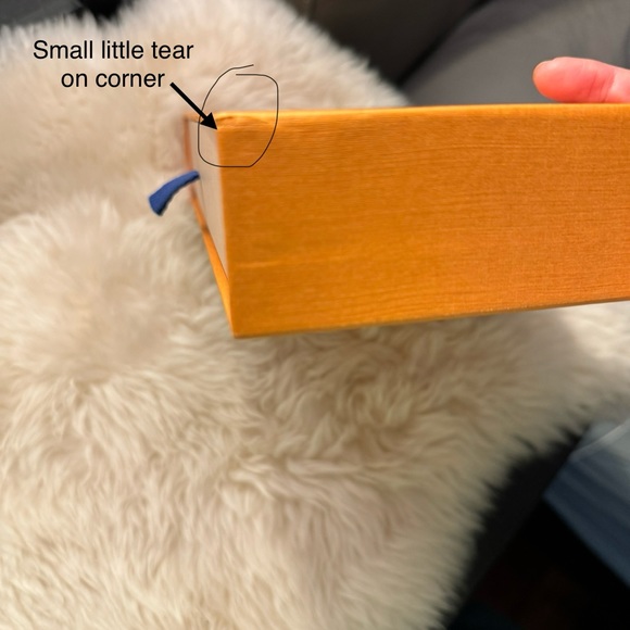 Louis Vuitton Box Set - Picture 8 of 10